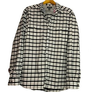 Men’s Kenneth Cole button down shirt
